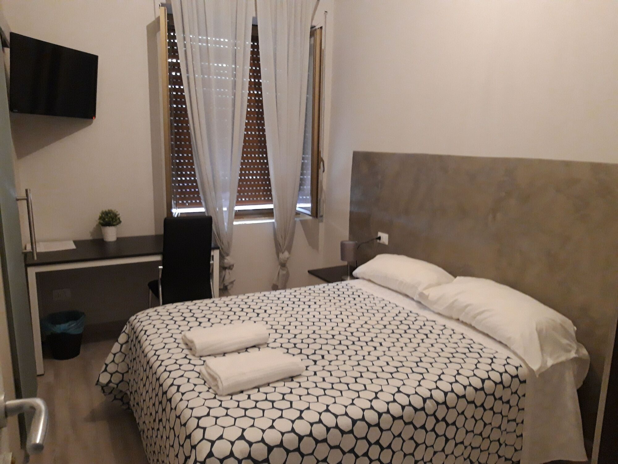 Comfort Rooms Piazza Mariano Armellini Roma Esterno foto